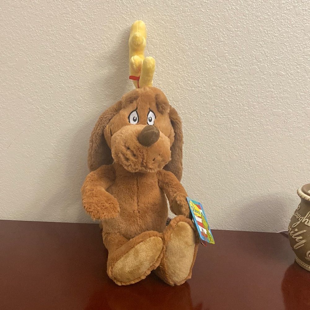 🎄🎄🎄The Grinch Max Plush!!!